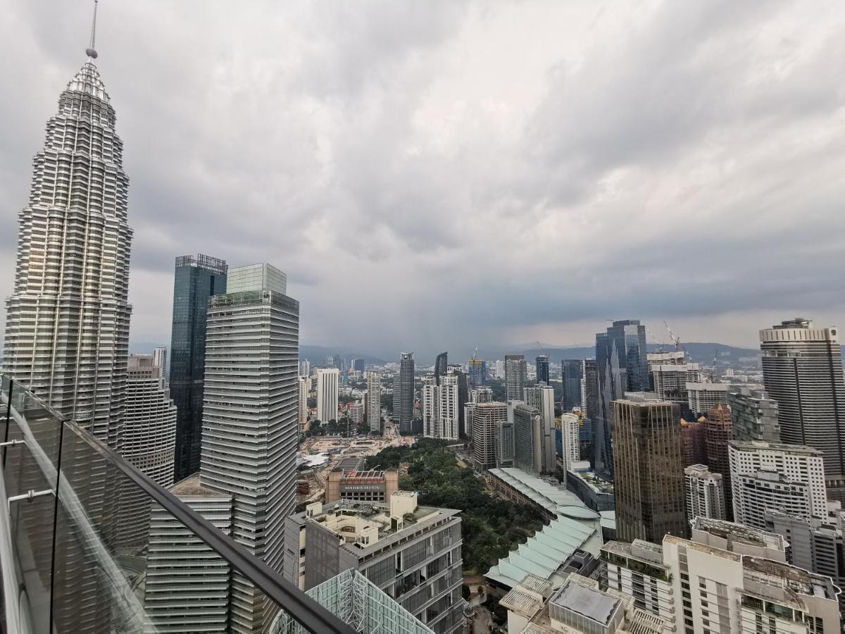 Sky Suites Klcc By Autumn Suites Premium Stay Kuala Lumpur Exterior photo